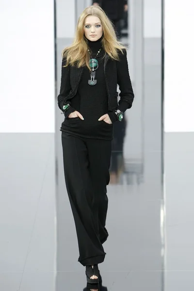 Look 23